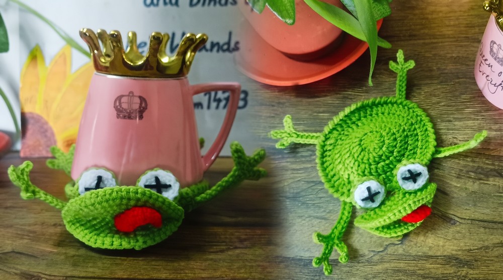 How to Crochet a Funny Frog Coaster 2
