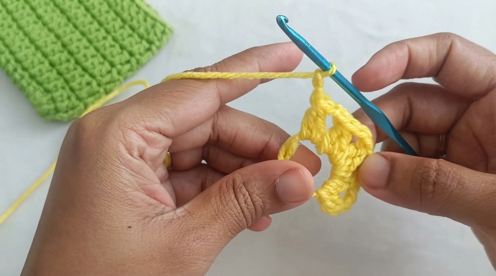 How to crochet Mini Wallet 6