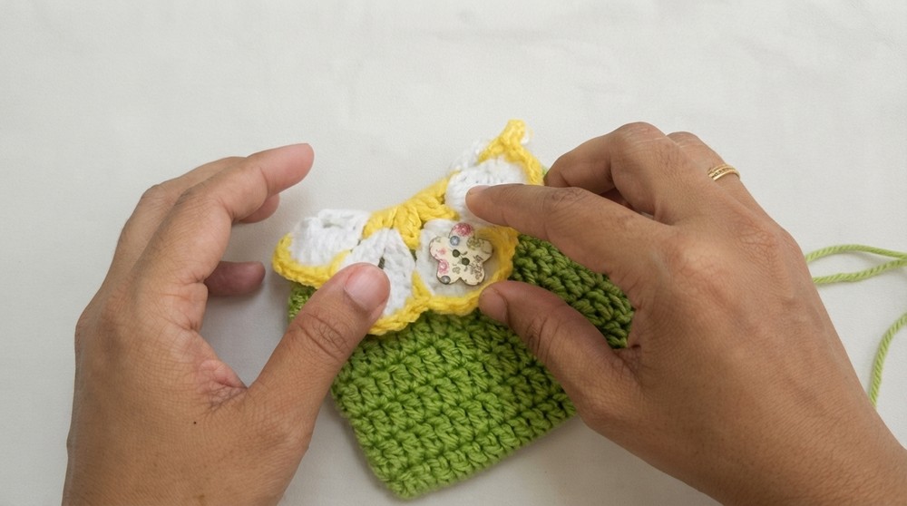 How to crochet Mini Wallet 9