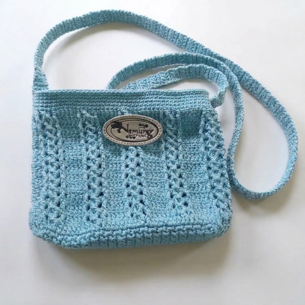 Simple Cable Stitch Sling Bag Pattern