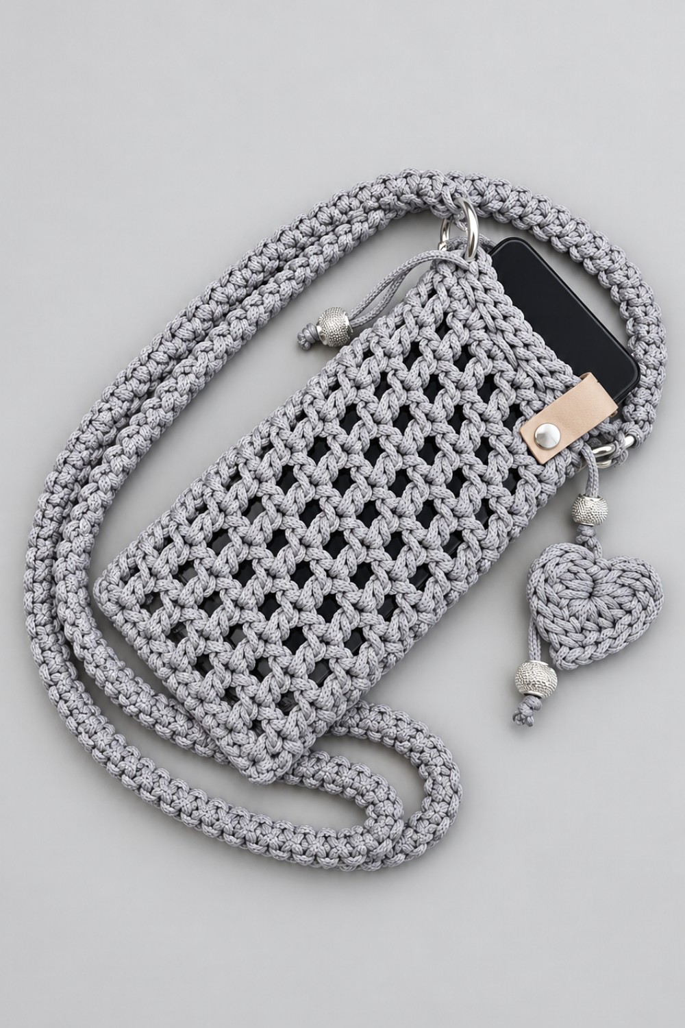 Let's crochet a beautiful and comfortable phone case (9)