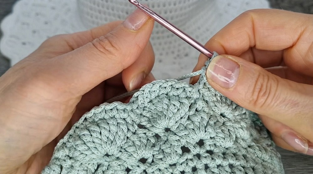 Summer Hat with a Brim - Easy and Quick Crochet Summer Hat Crochet Tutorial (5)