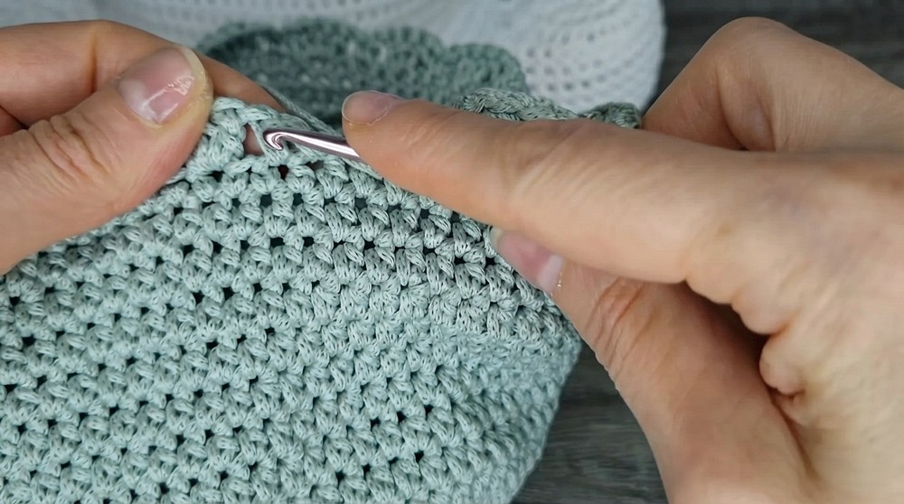 Summer Hat with a Brim - Easy and Quick Crochet Summer Hat Crochet Tutorial (6)